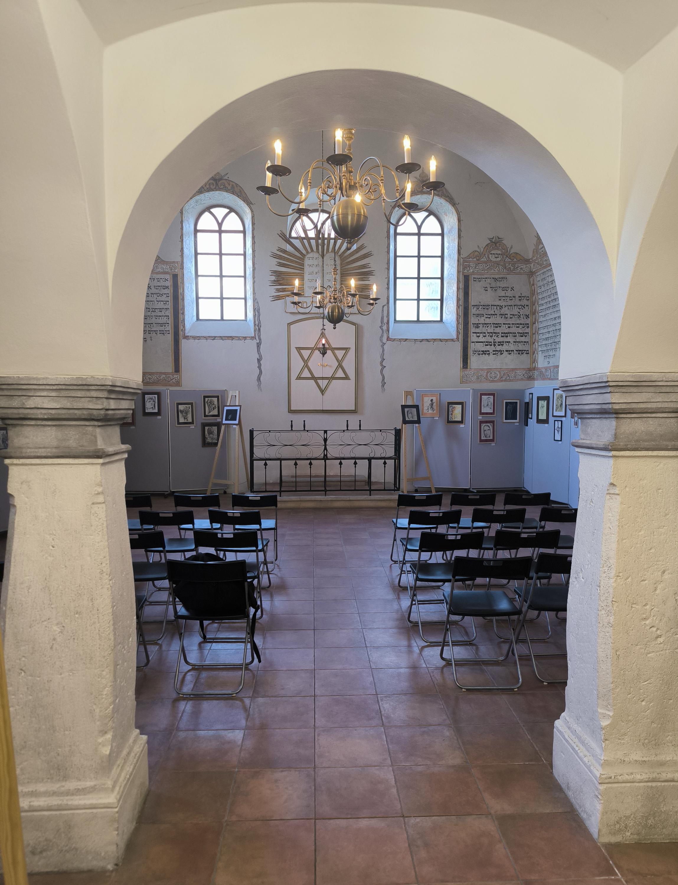 Synagoga Dolní Kounice foto 4