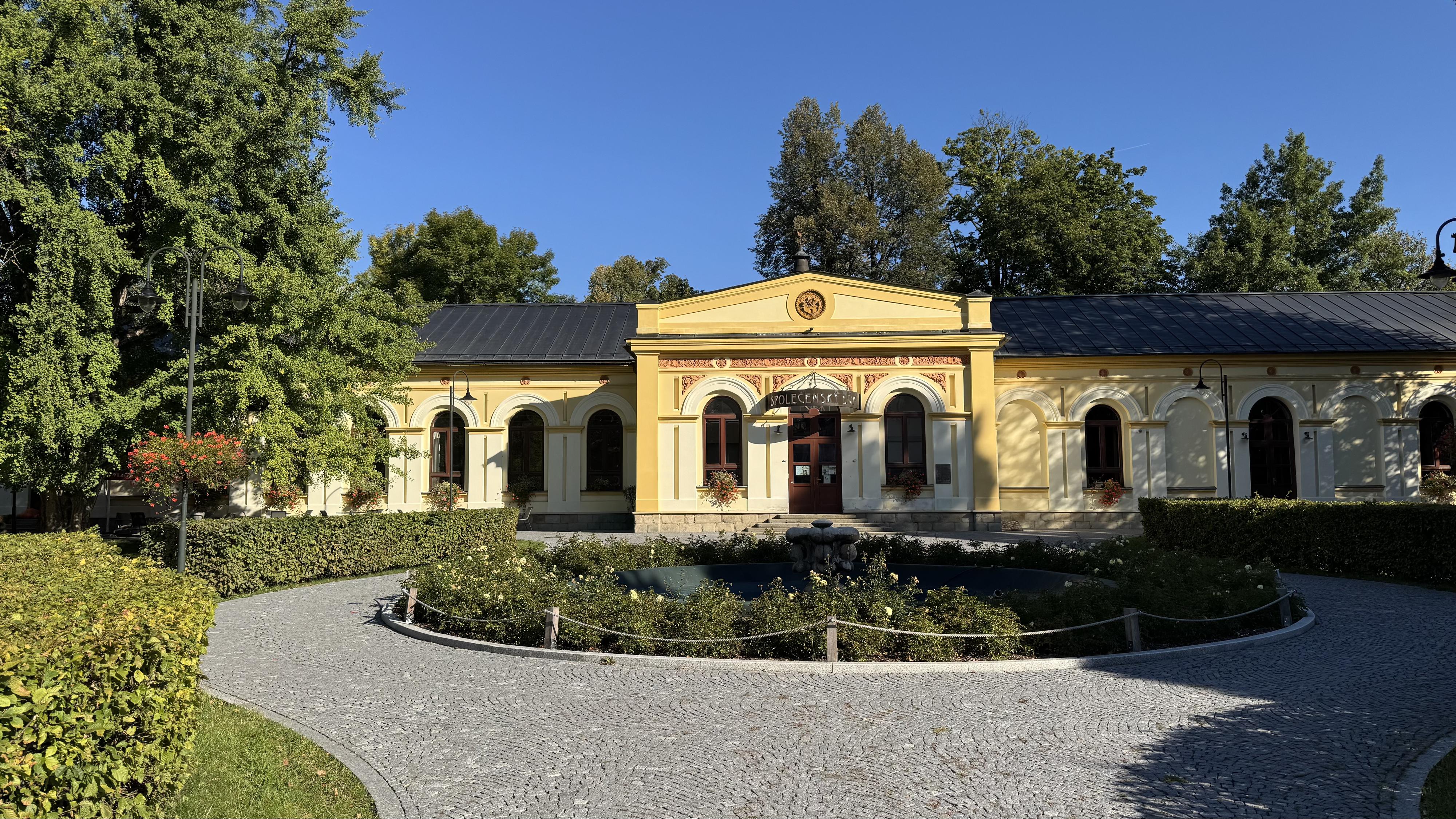 Včelín