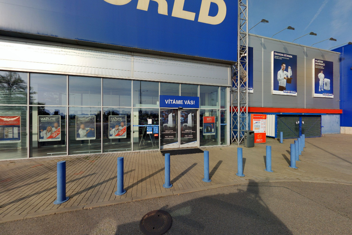SportsDirect