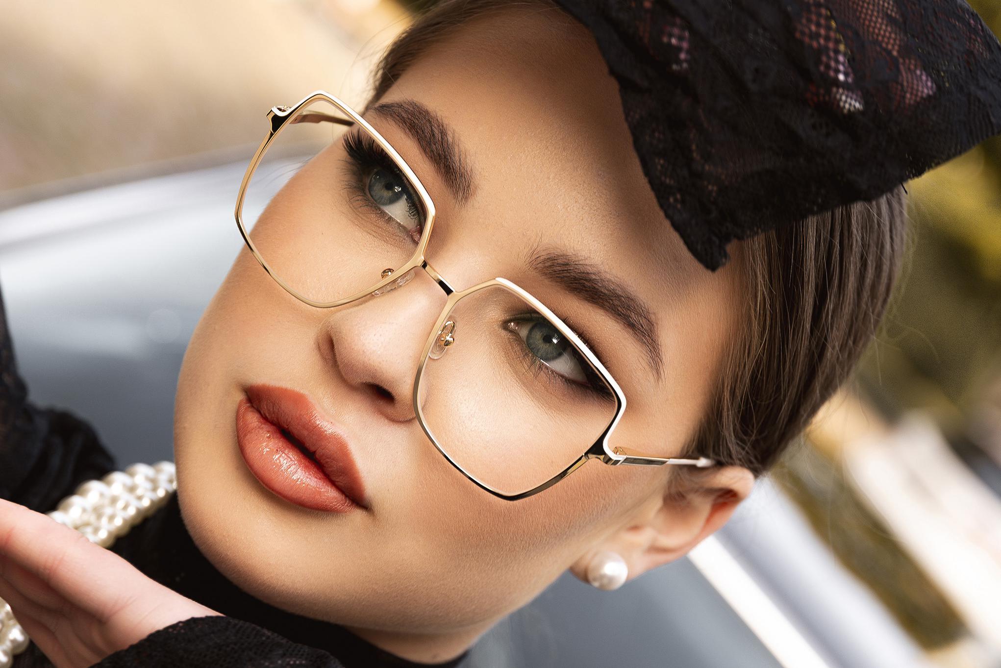 Stylové brýlové obruby z naší optiky
