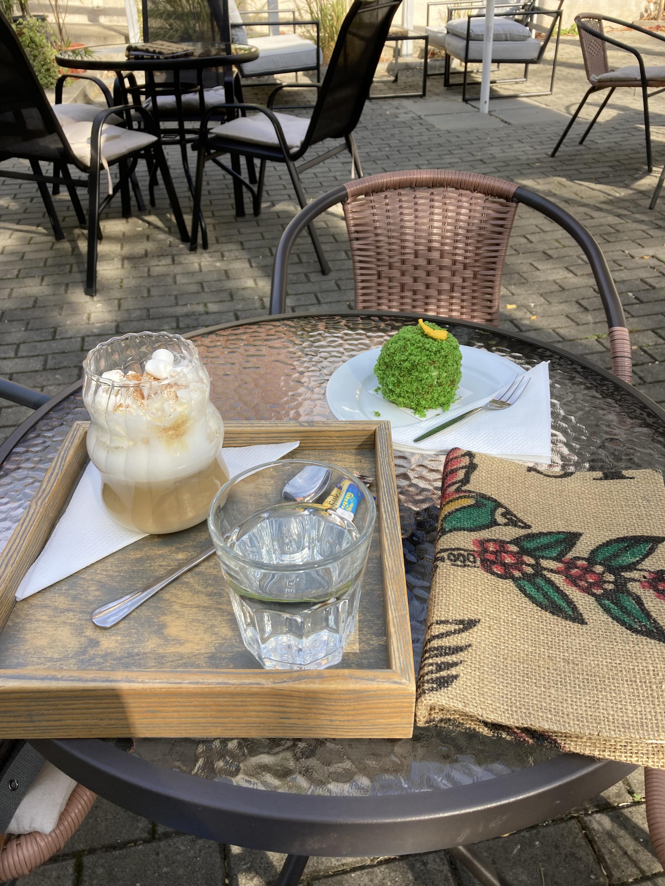 Johnny Coffee - kavárna a pražírna kávy