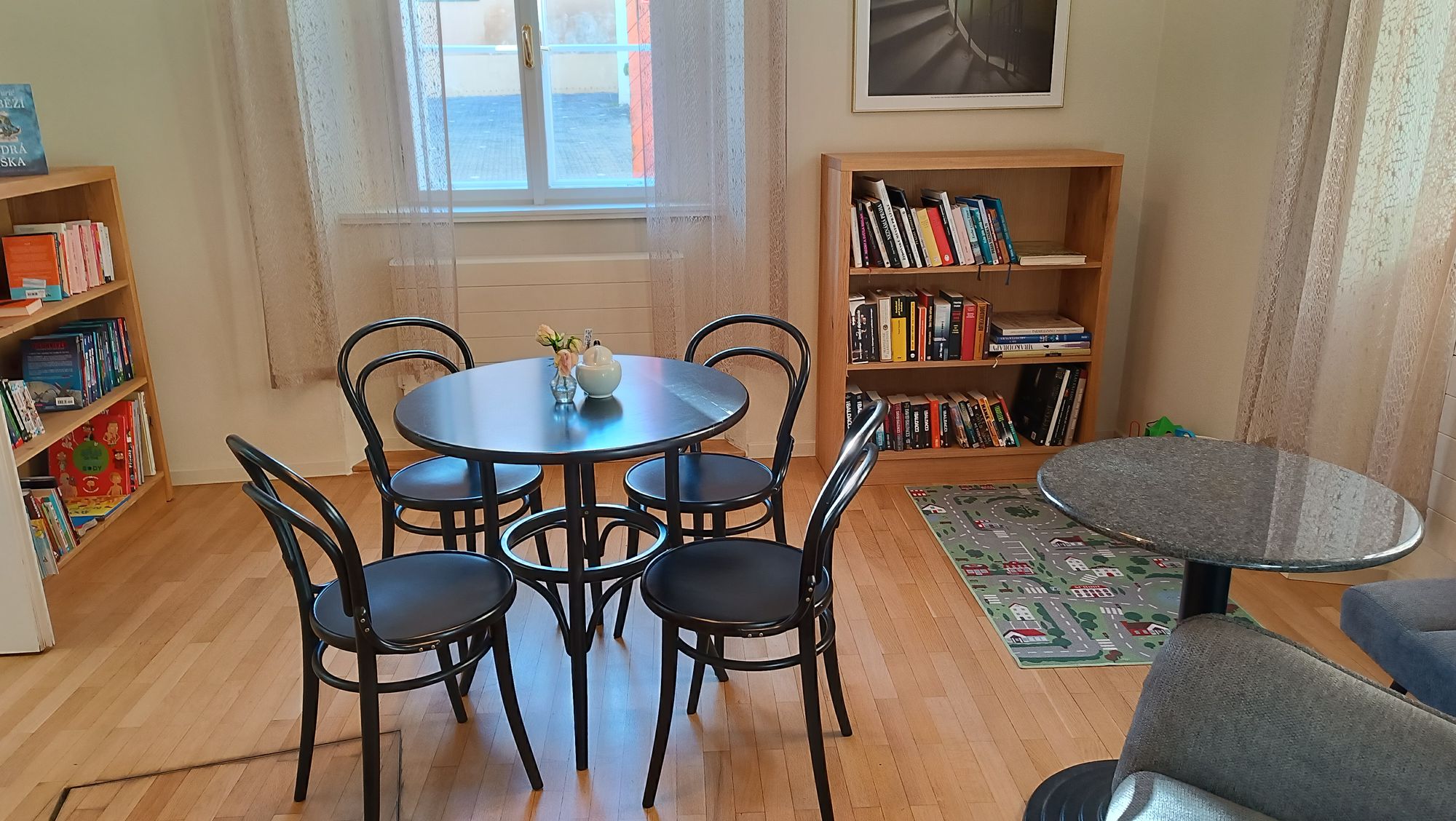 Santini Coffee & Books foto 3