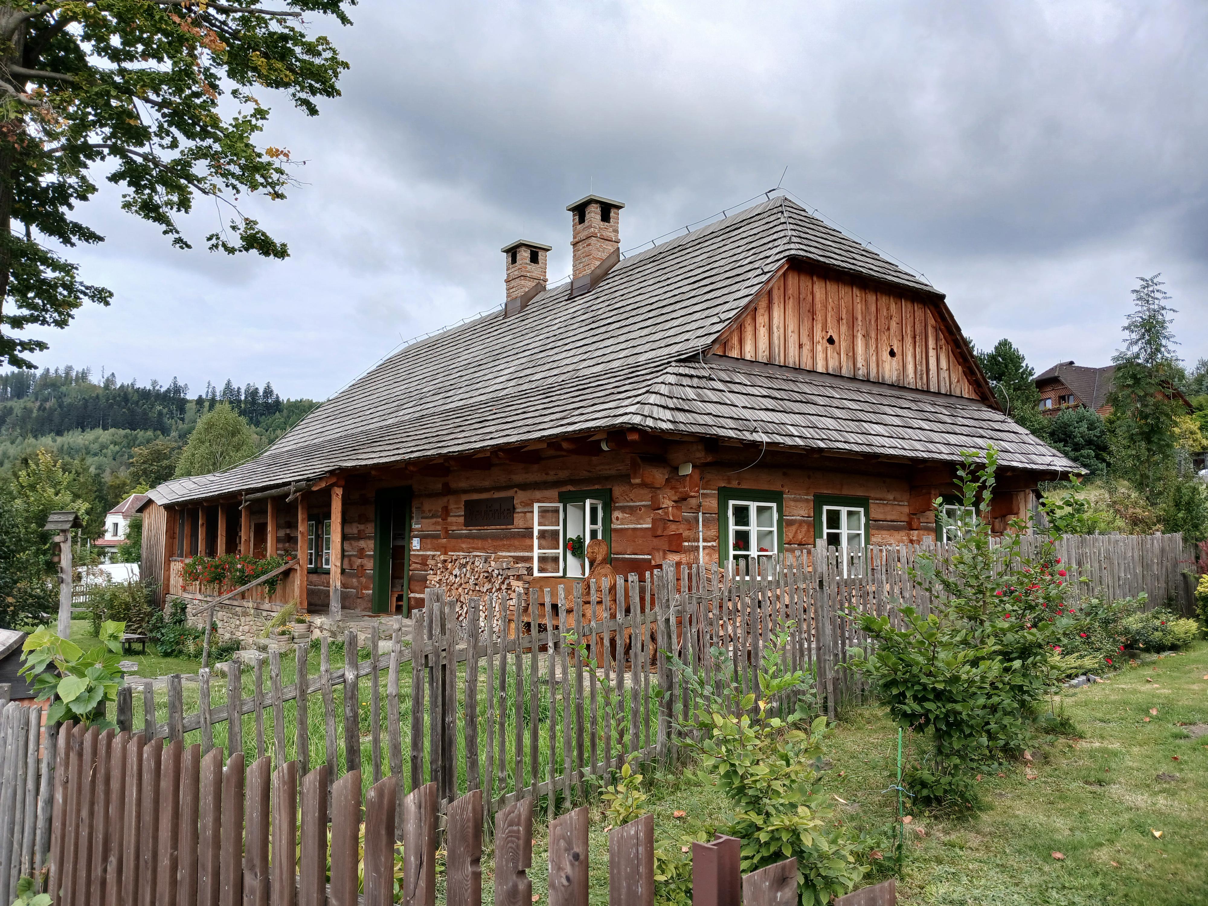 Turistické informační centrum a muzeum Dřeviónka foto 2