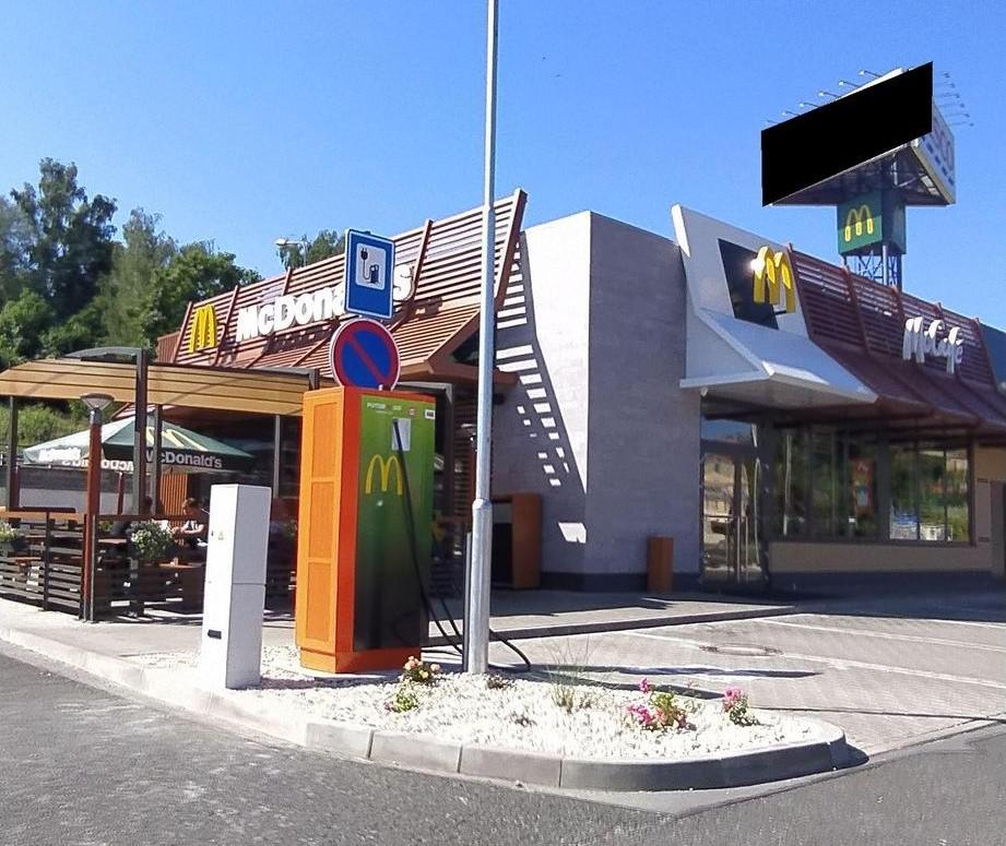 Nabíjecí stanice ČEZ