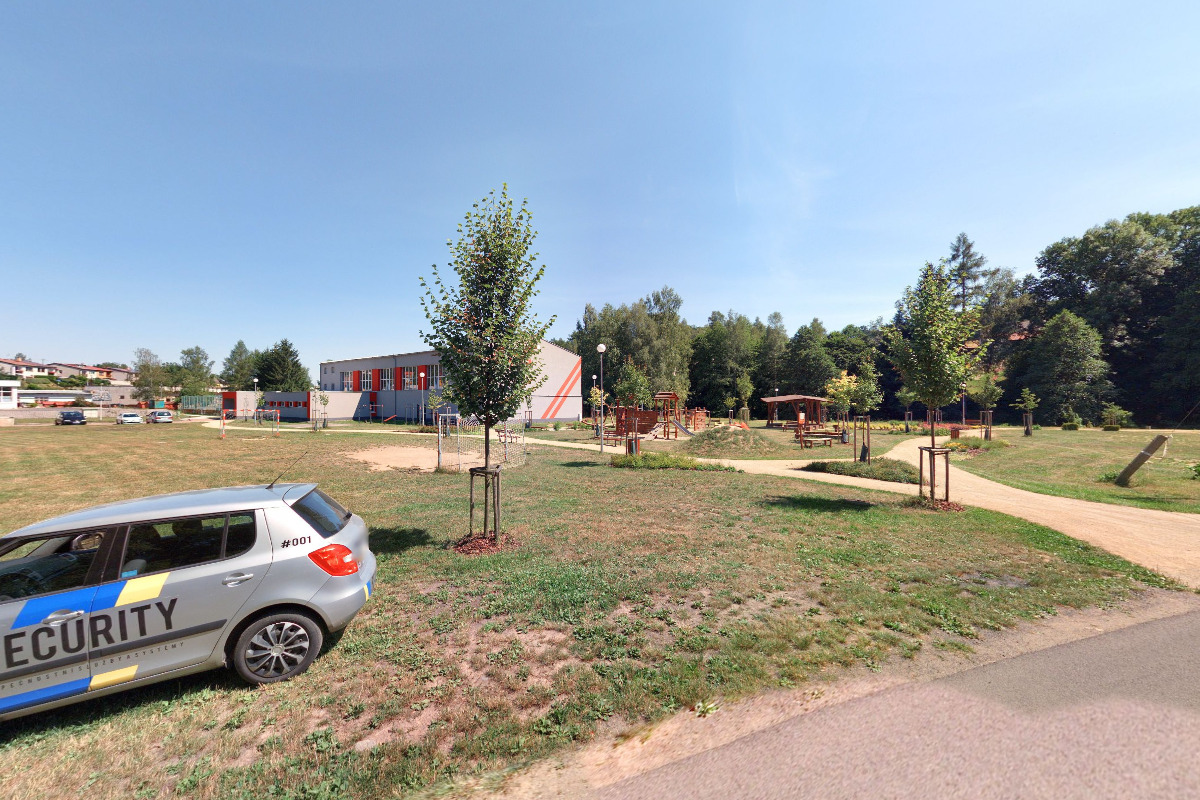 Nabíjecí stanice pro elektrokola a mobilní zařízení - Etron Czech s.r.o. foto 2