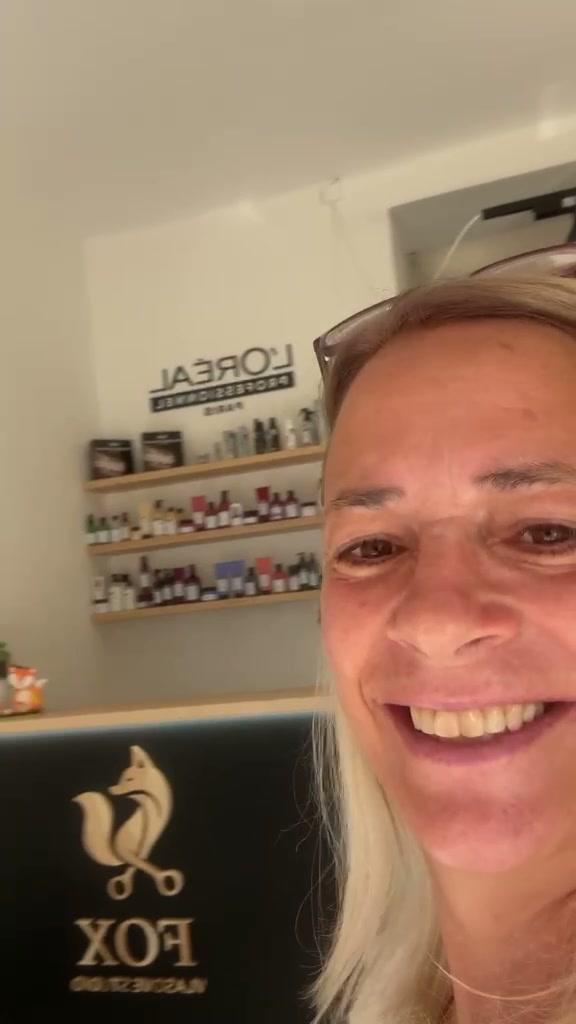 Lenka Šlesingr - Zářivá pleť foto 2 (náhled videa)
