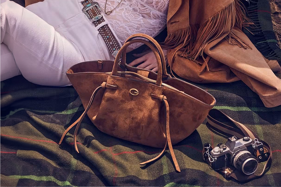 - 50% na GUESS a VALENTINO