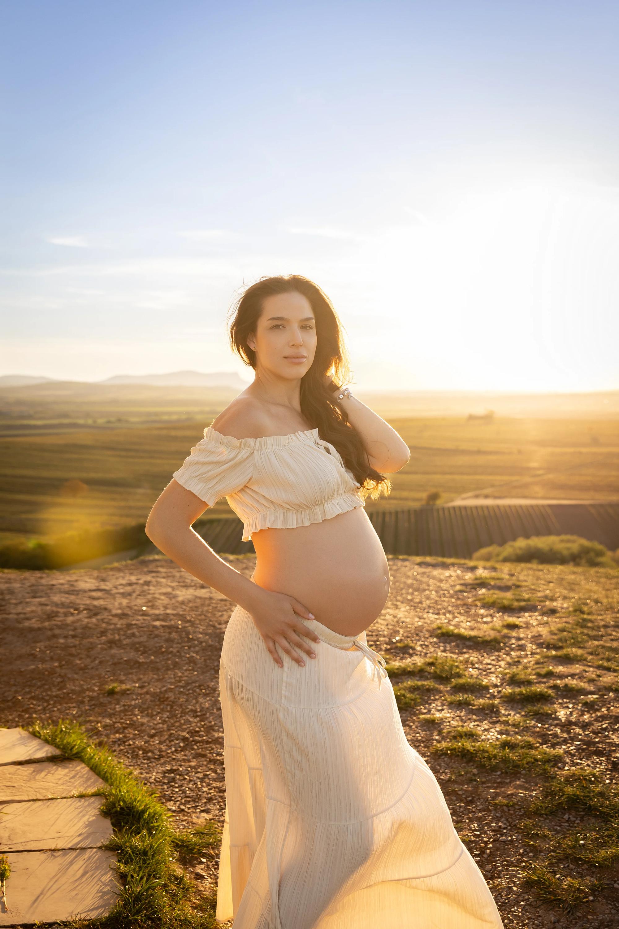 Lucie Nýdrlová - maternity a newborn fotografka foto 1
