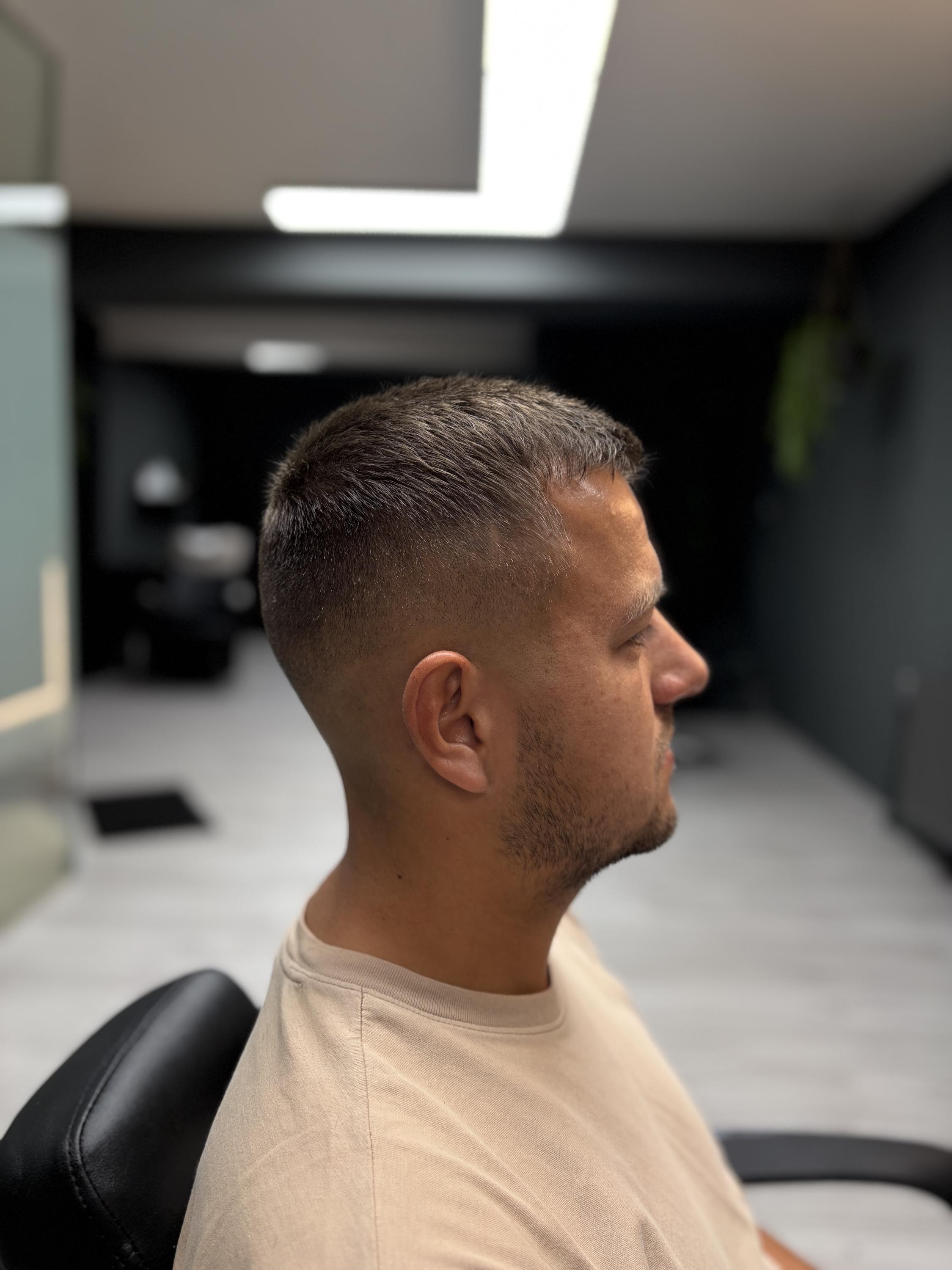 Men’s Salon Lenka Kučerová foto 5