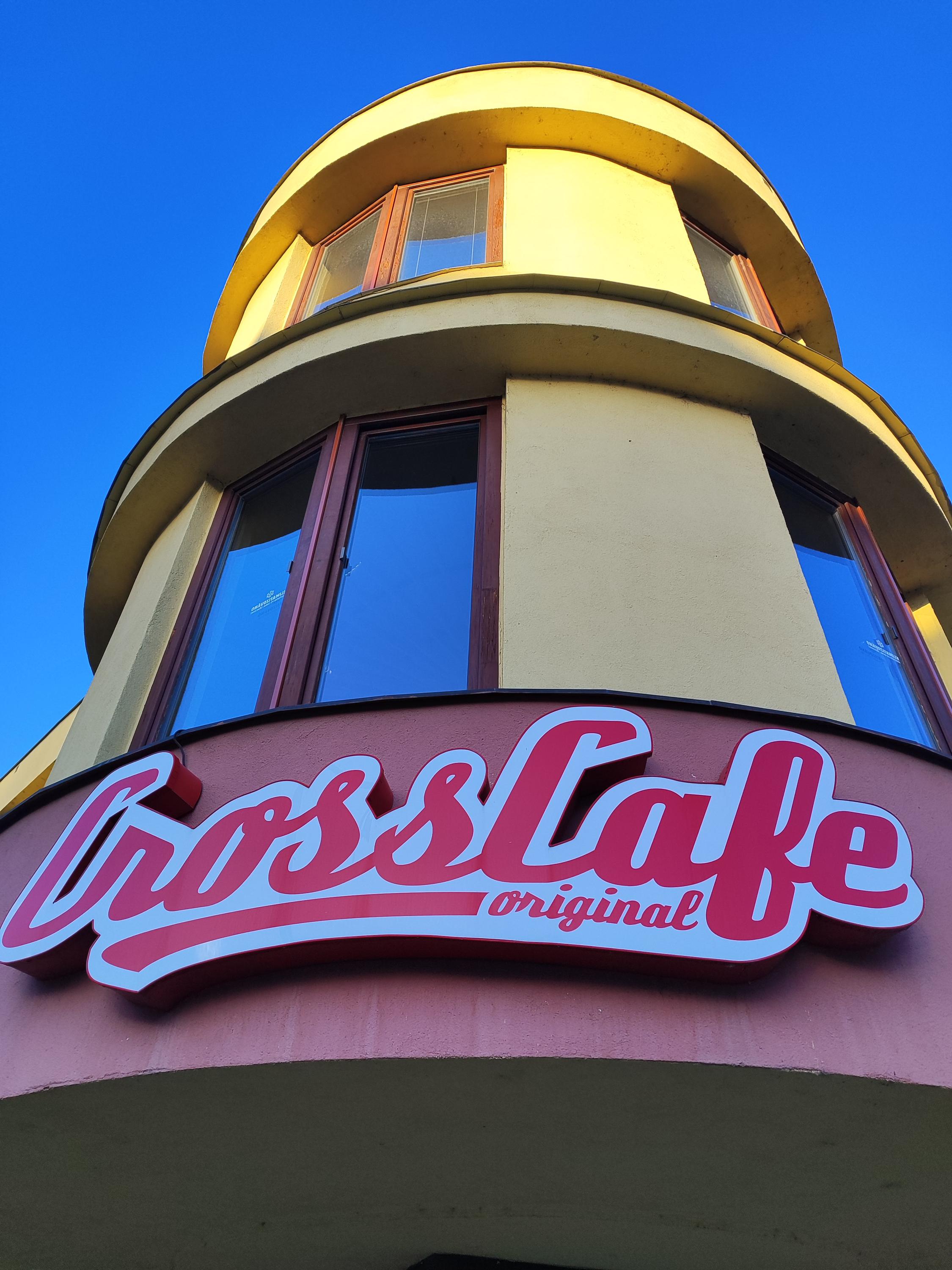 CrossCafe Plzeňská brána foto 3