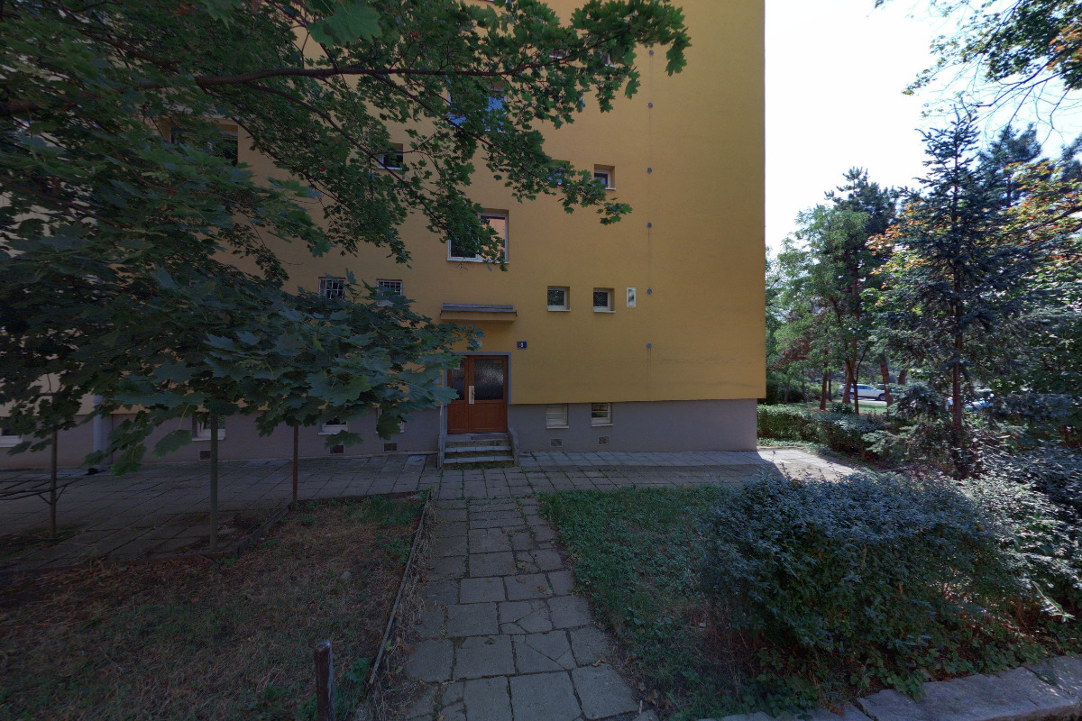 87. PC Javor