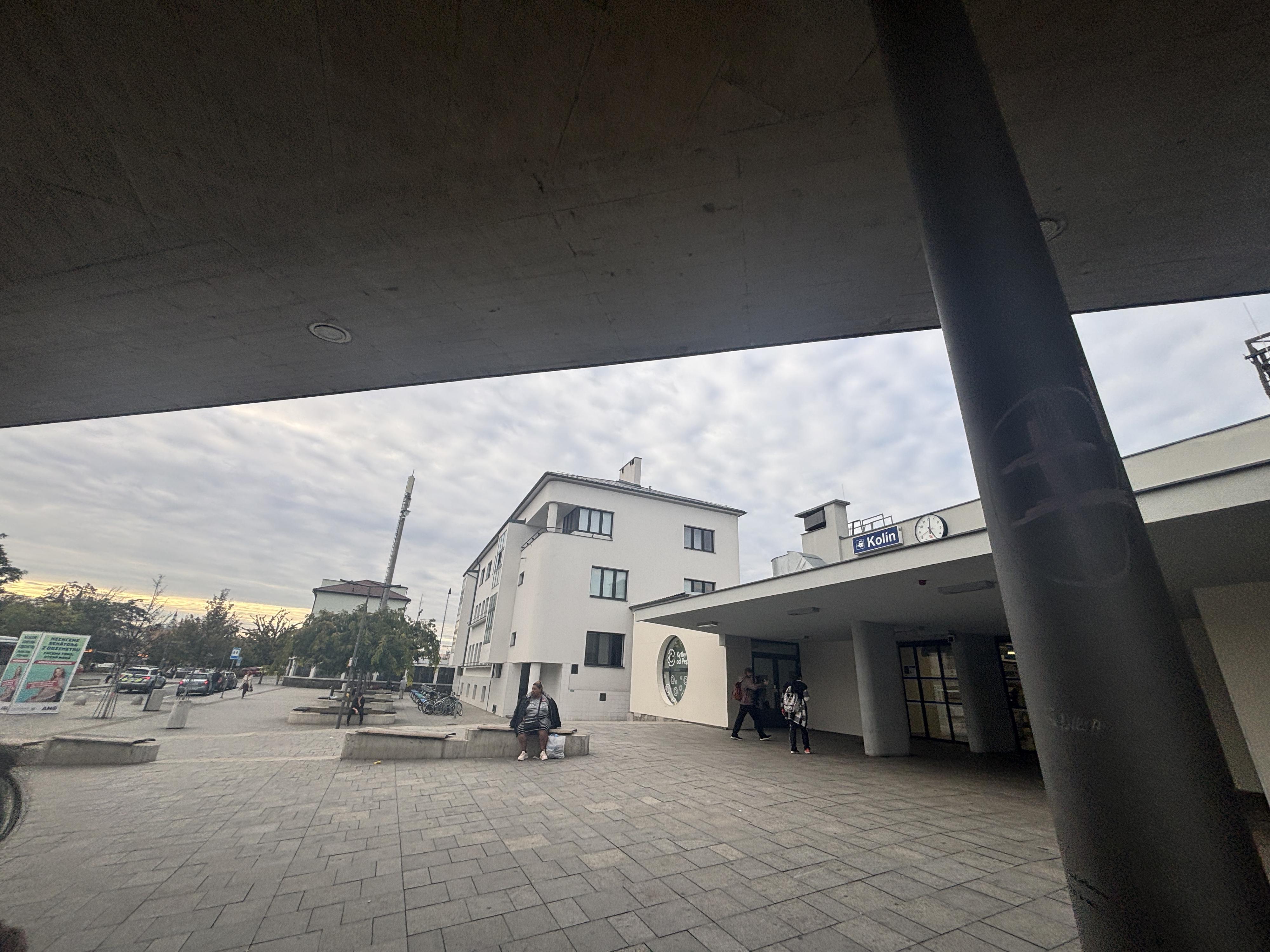 Oblastní nemocnice Kolín foto 4