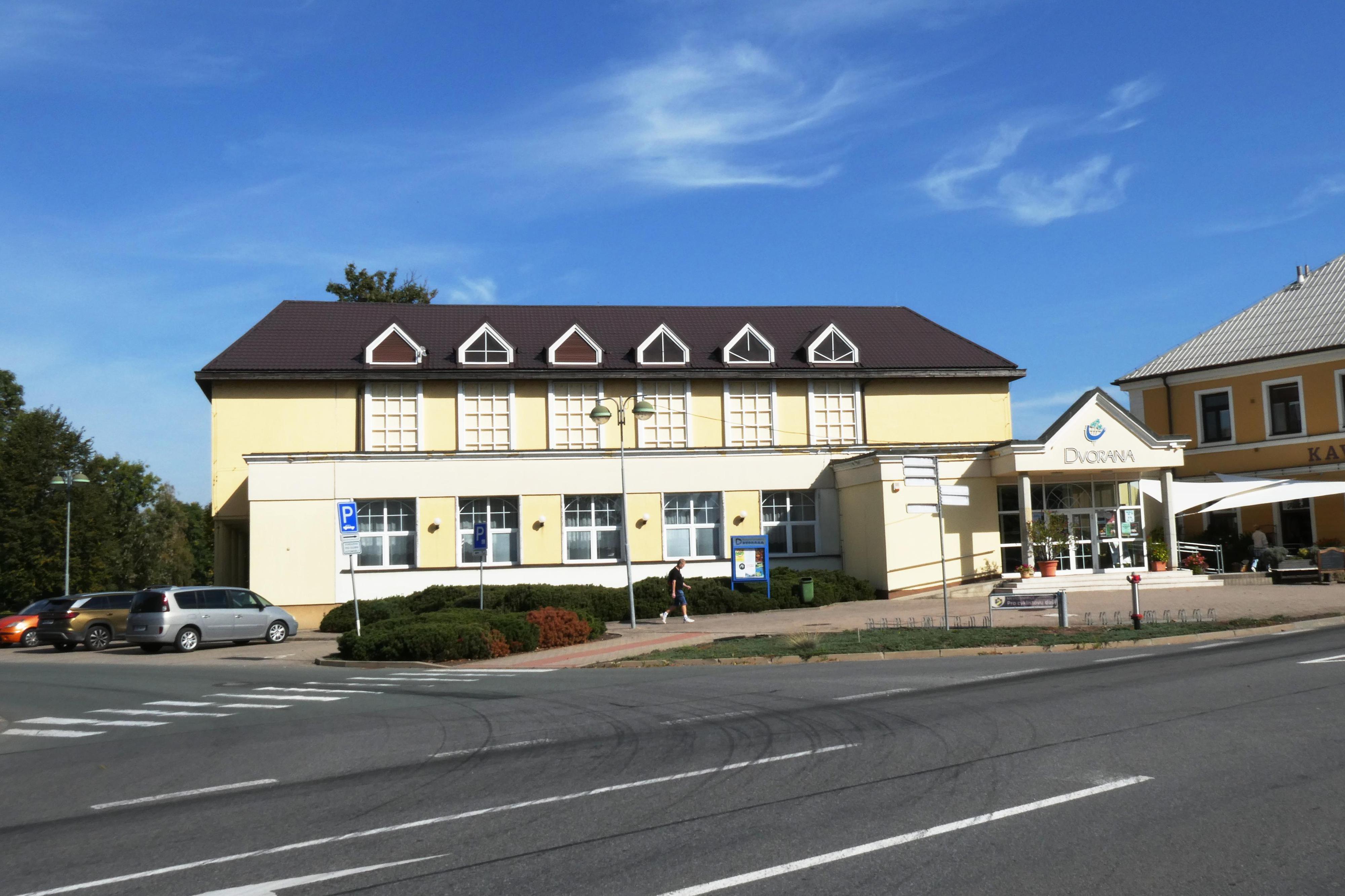 Kulturní středisko Dvorana, s.r.o. foto 3
