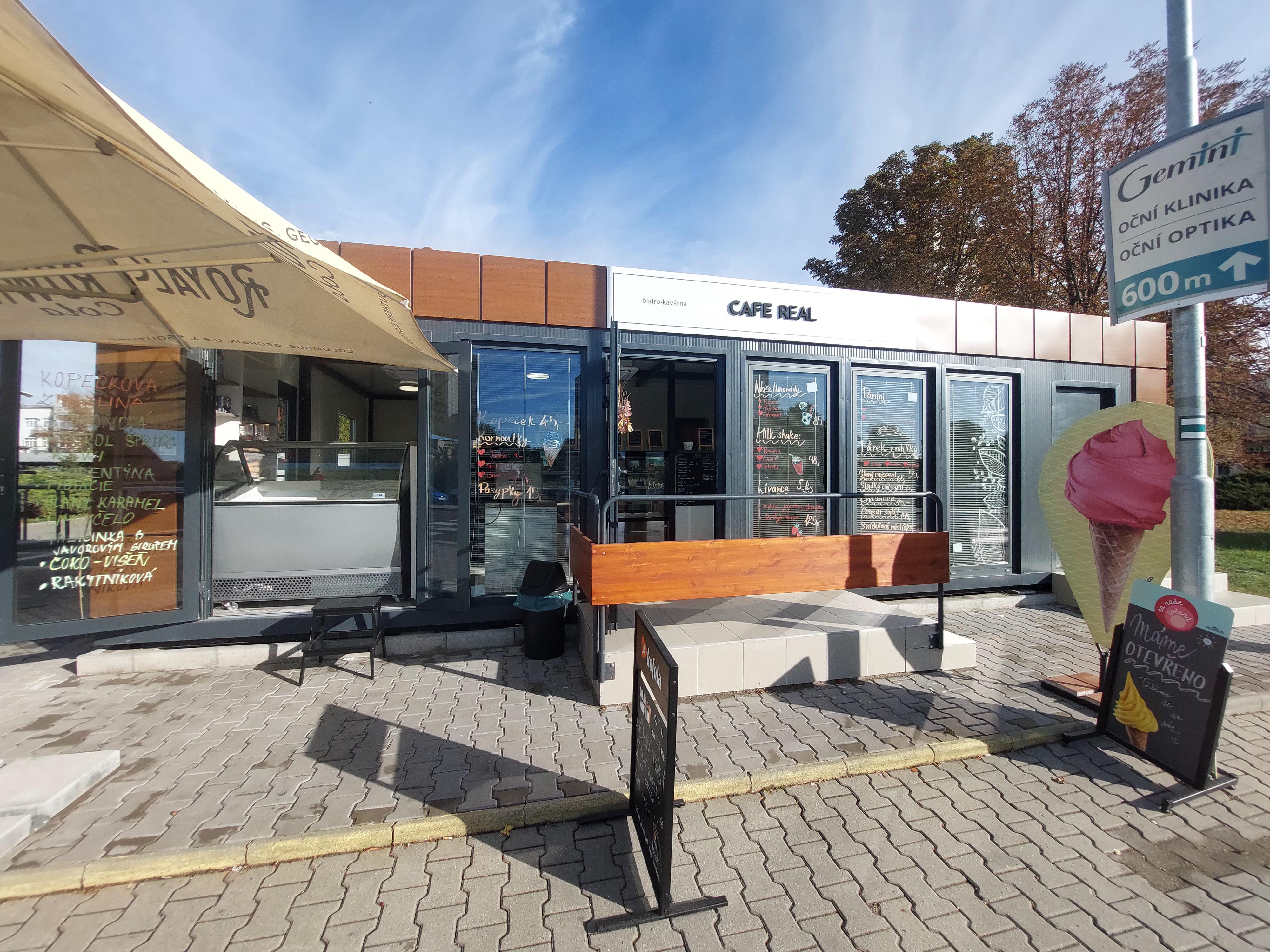 Cafe real bistro