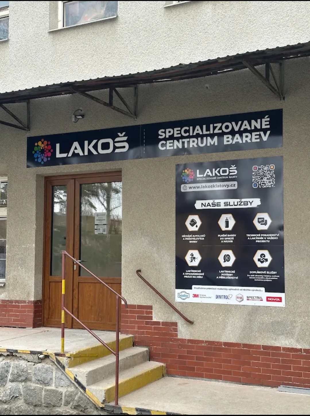 LAKOŠ - specializované centrum barev Klatovy foto 3