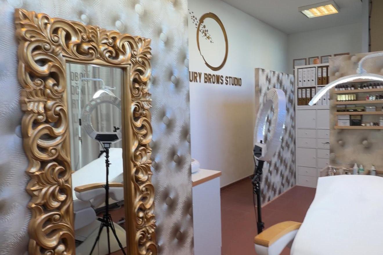 Dagmar Chalupová | Luxury Brows Studio