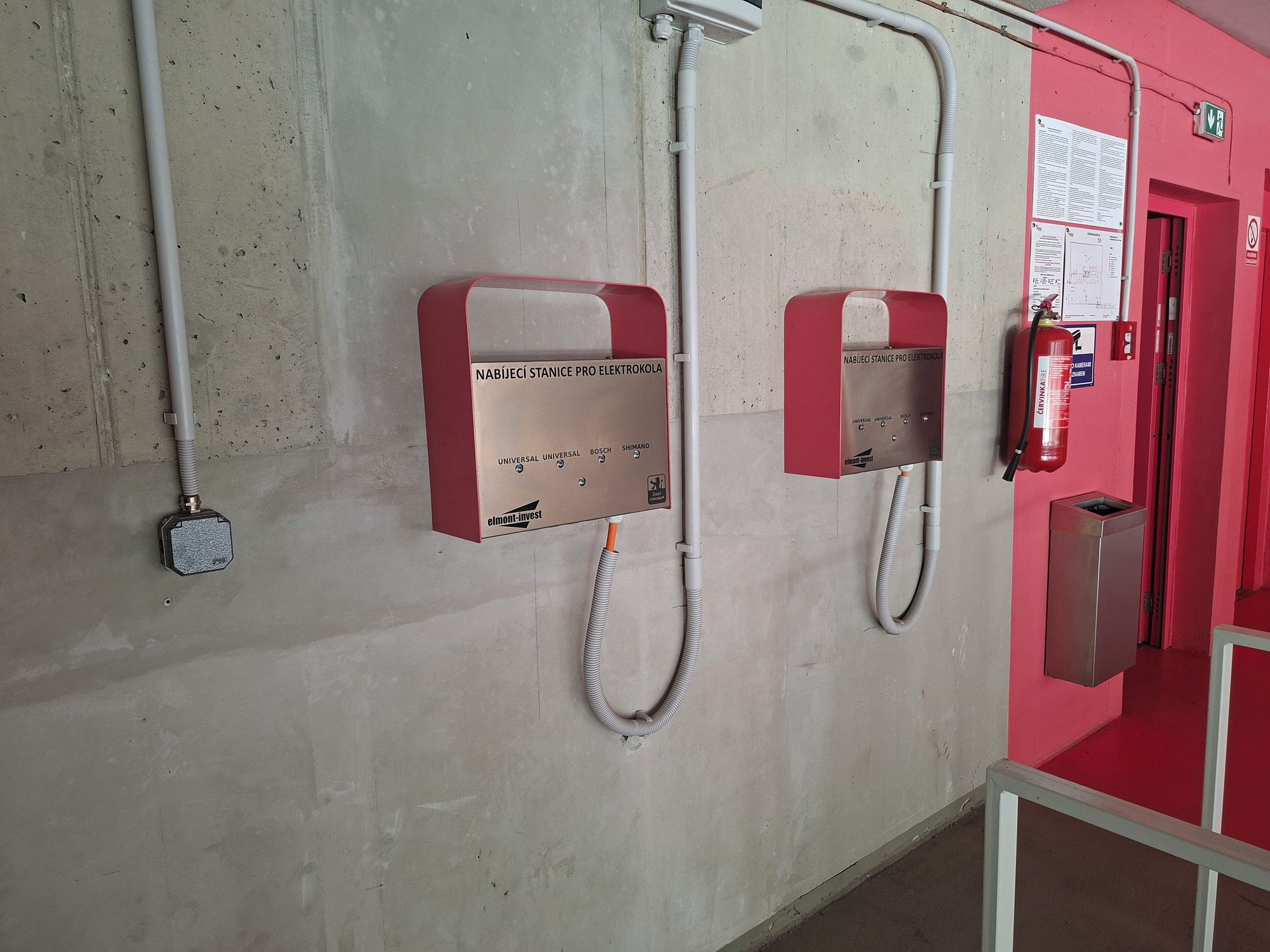 Nabíjecí zásuvka pro elektrokola - Náchodská foto 4