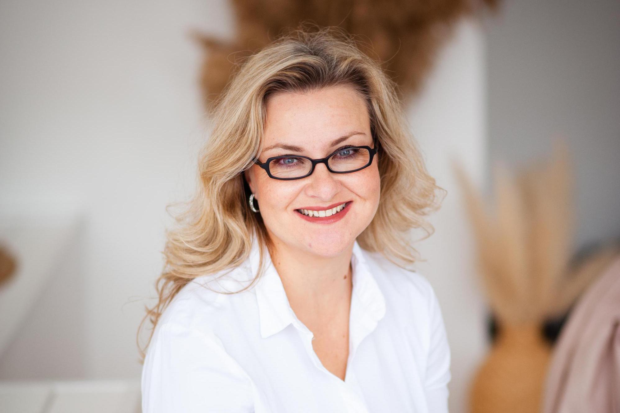 Iveta Hostašová - Reality