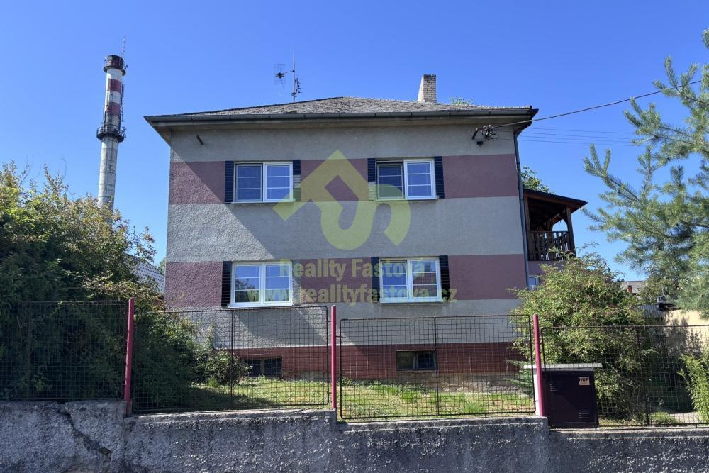 Rokycany-prodej dvougenerač. domu se 2 byty.