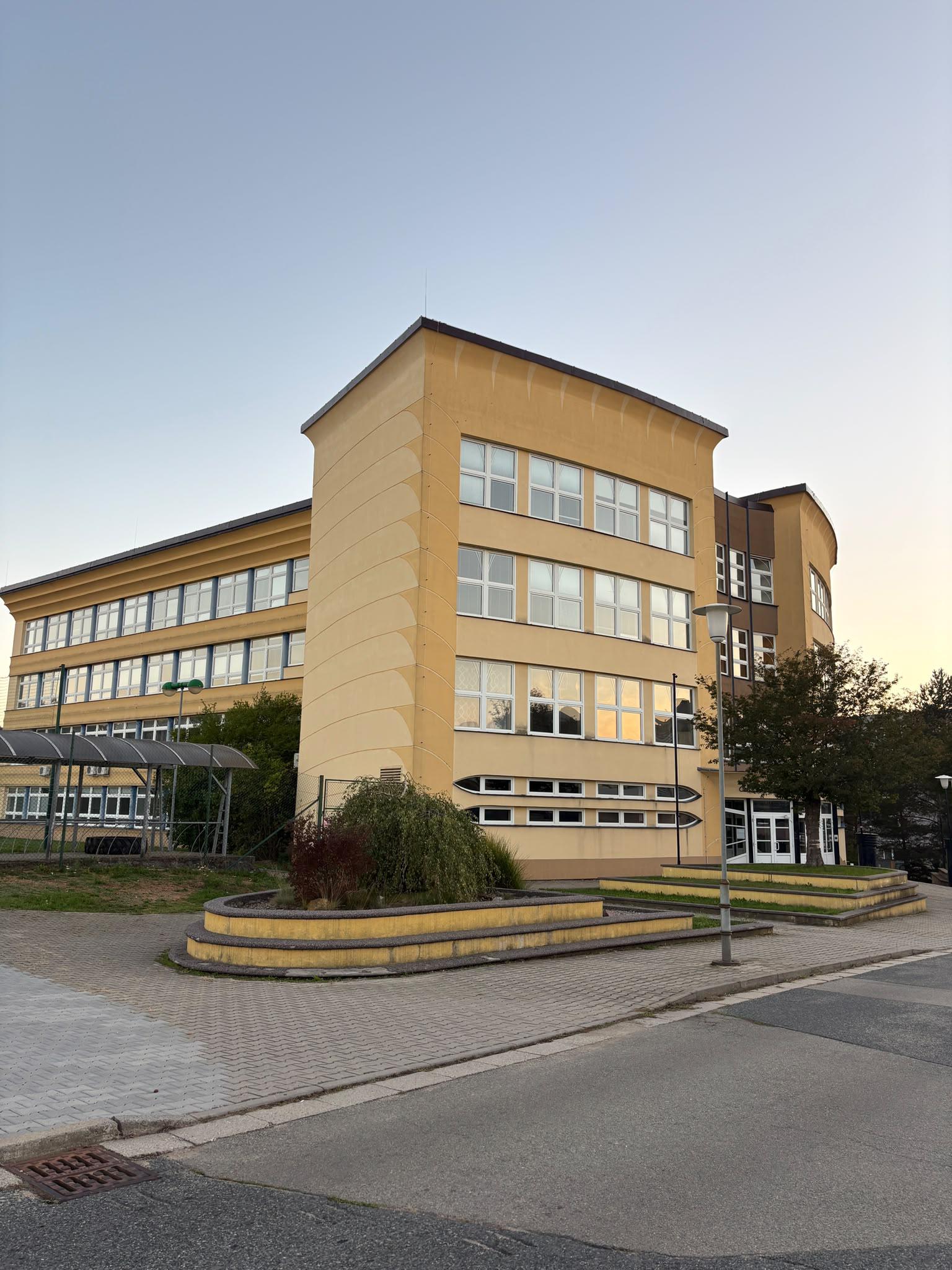Obchodní akademie a Střední zdravotnická škola Blansko foto 6