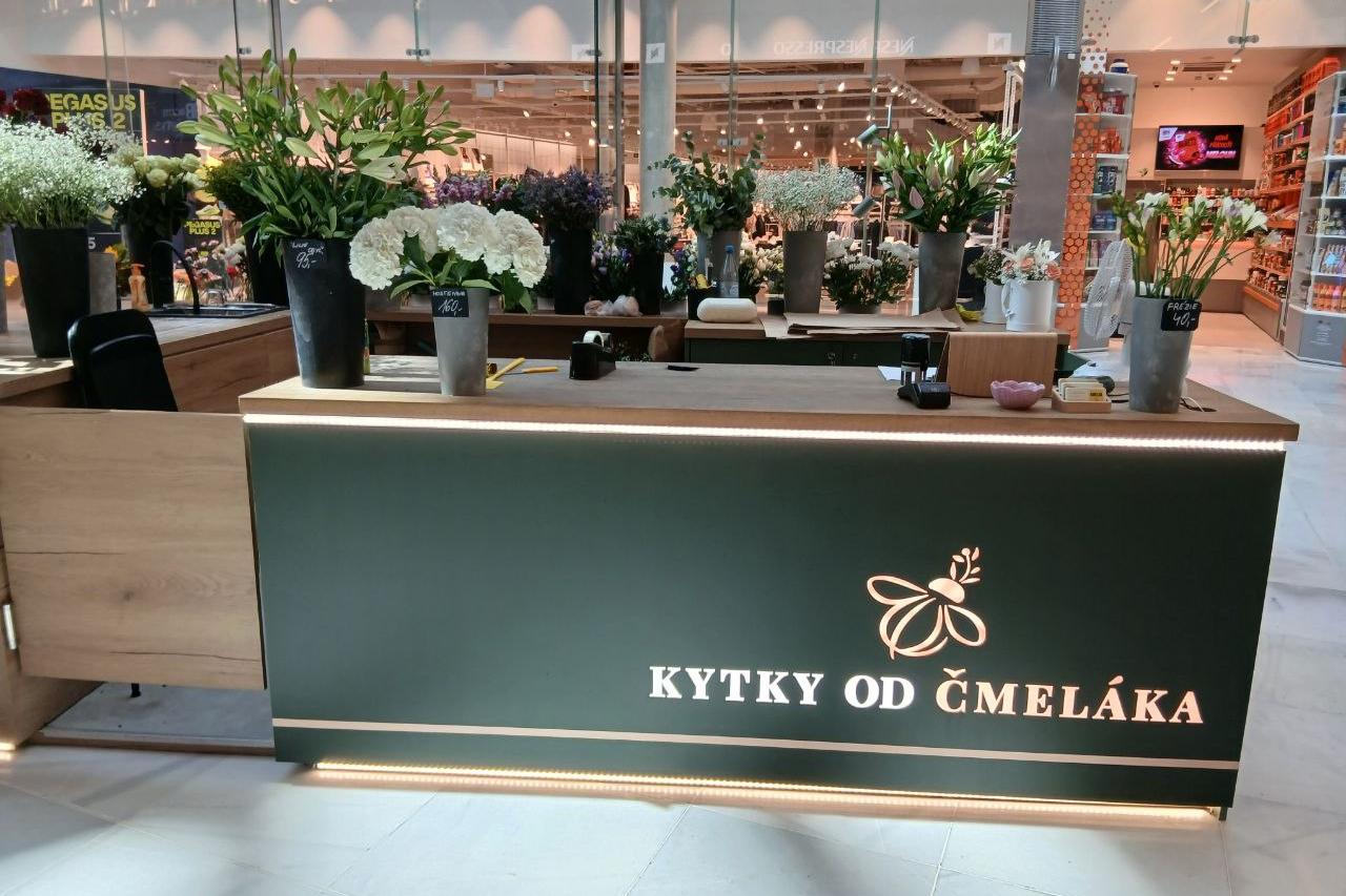 Kytky od čmeláka