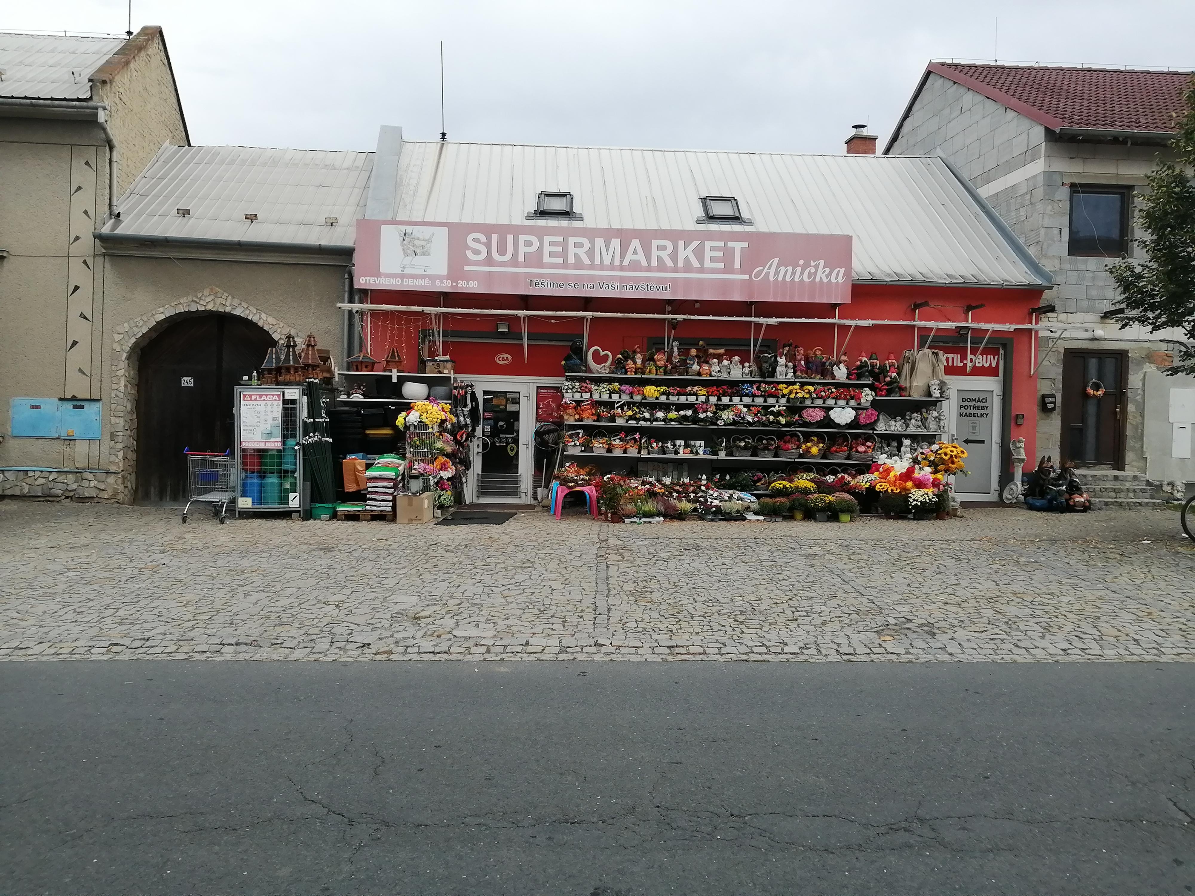 Supermarket Anička foto 3