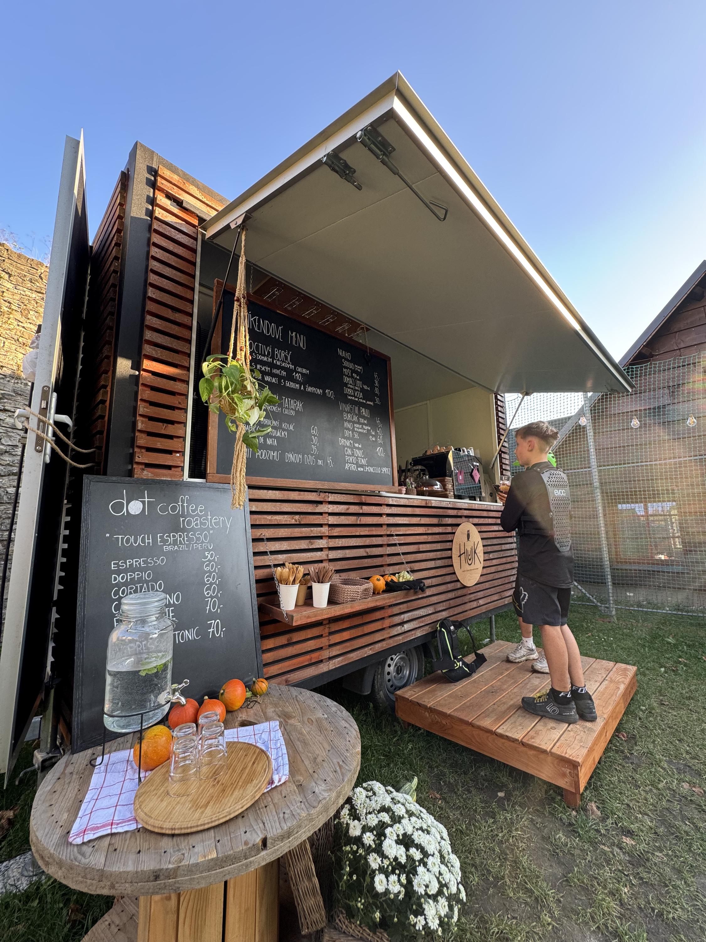 HUK kafe & bar foto 1