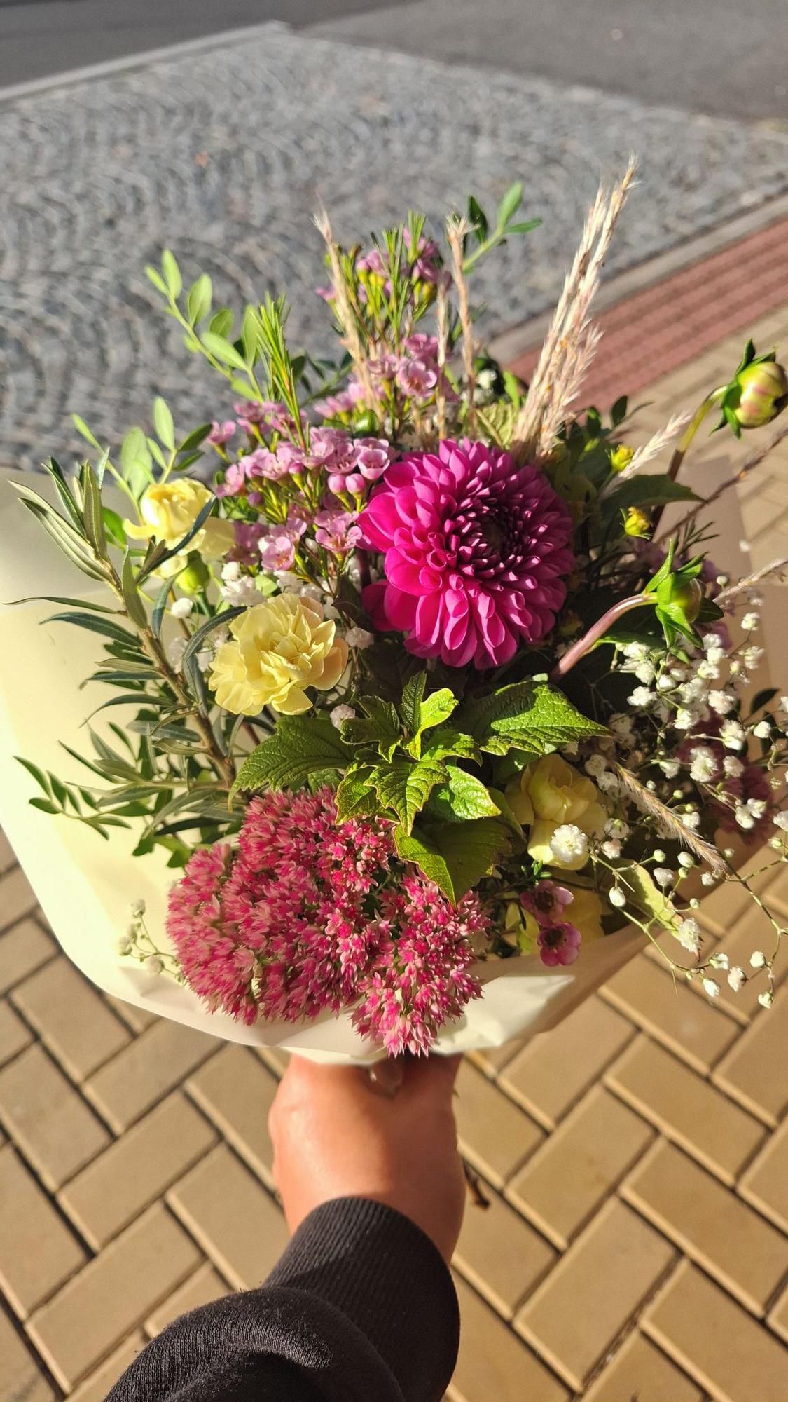 Květinová zastávka Choteč foto 3
