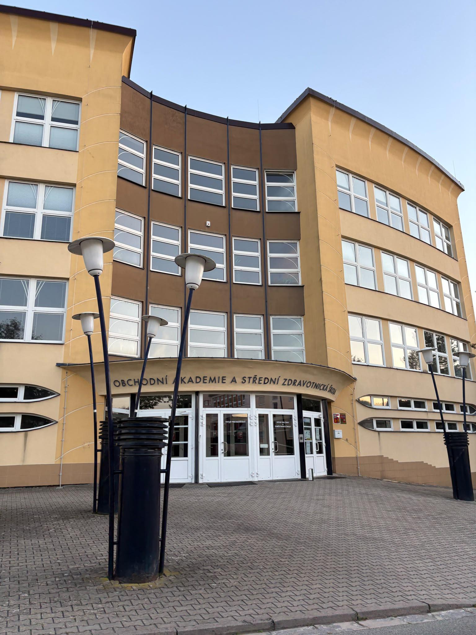 Obchodní akademie a Střední zdravotnická škola Blansko foto 3