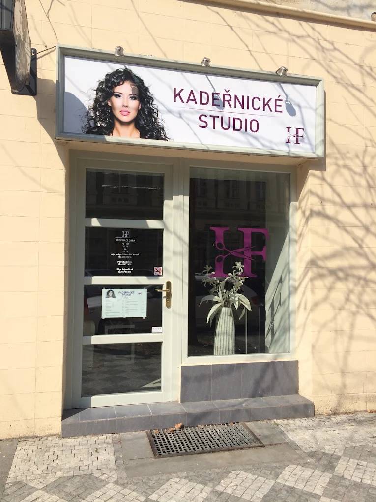 Studio HF foto 1