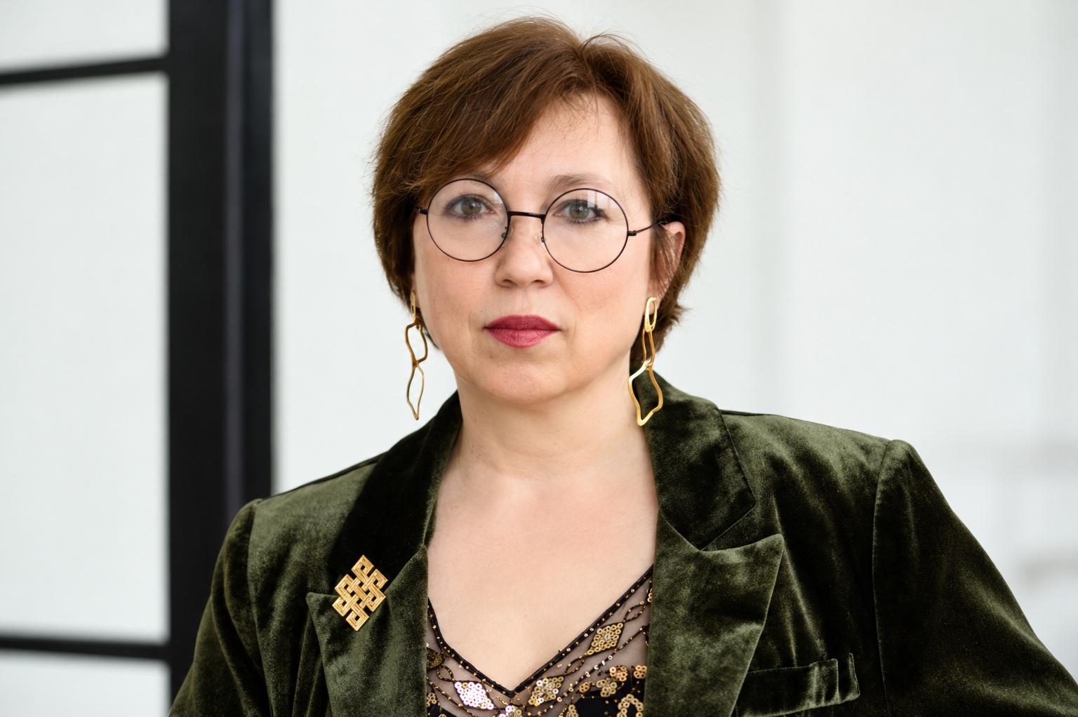 FUZHI s Natalii Loginovou