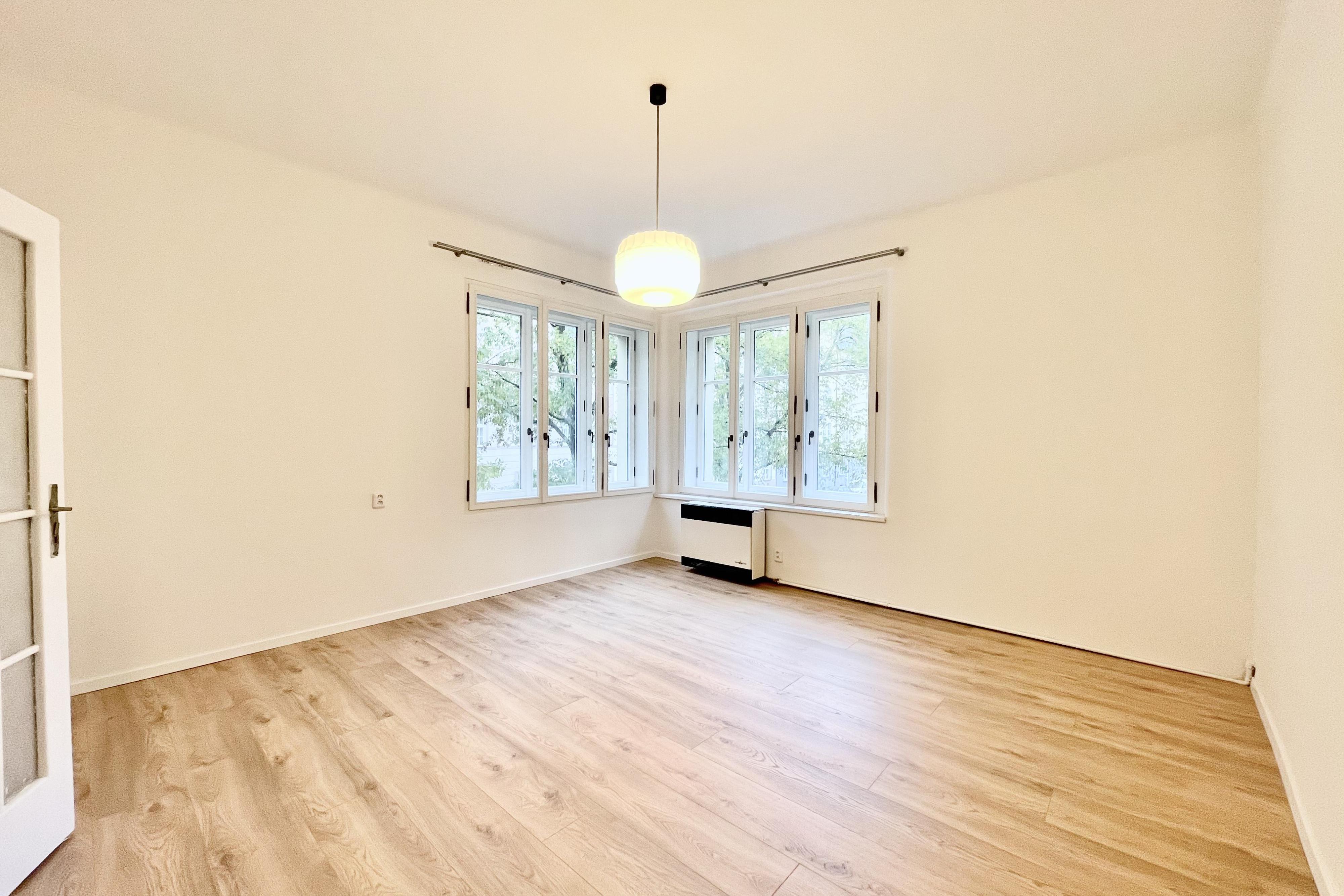 Pronájem bytu 2+kk 52 m², Praha - Karlín