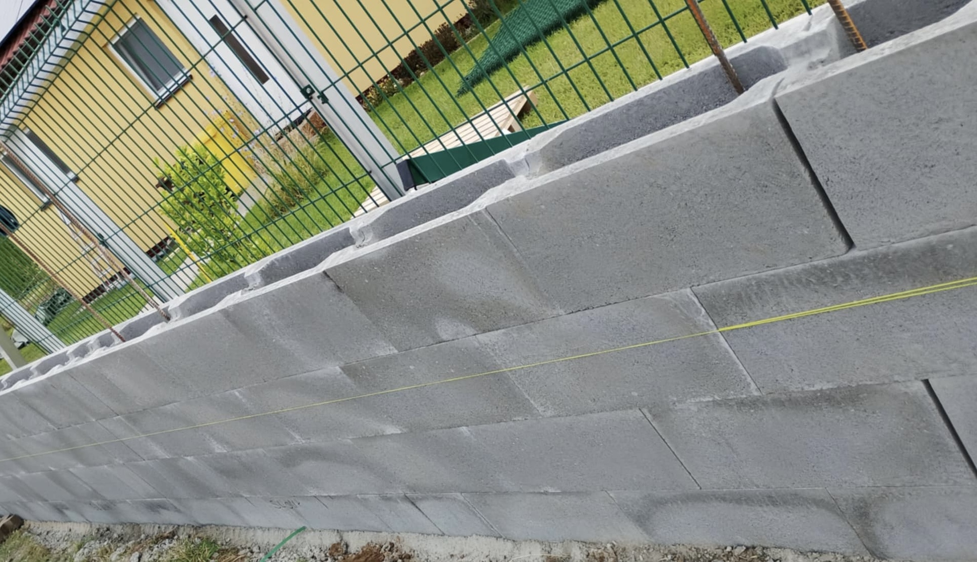 Výstavba opěrných zídek